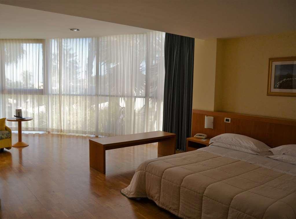 Aparthotel Tursport Taranto Pokoj fotografie