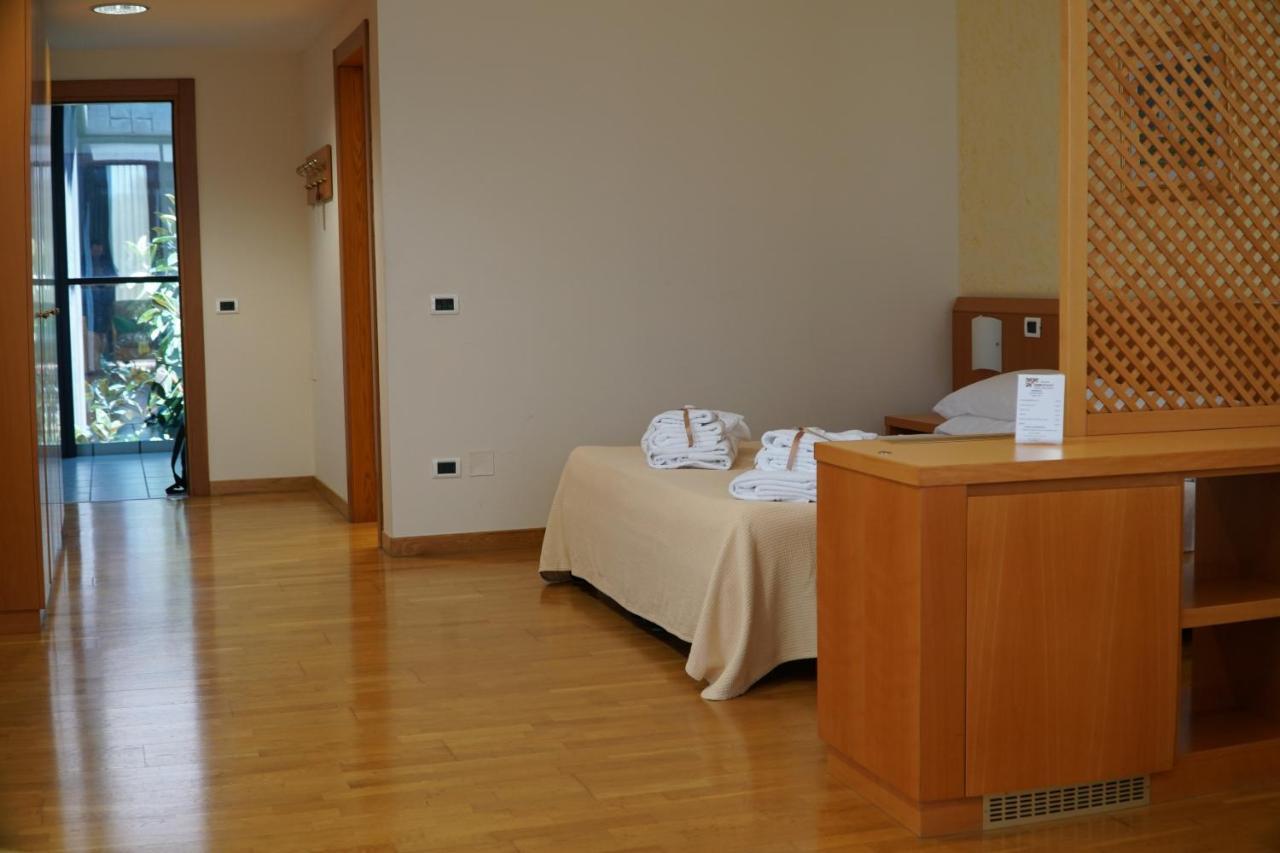 Aparthotel Tursport Taranto Exteriér fotografie